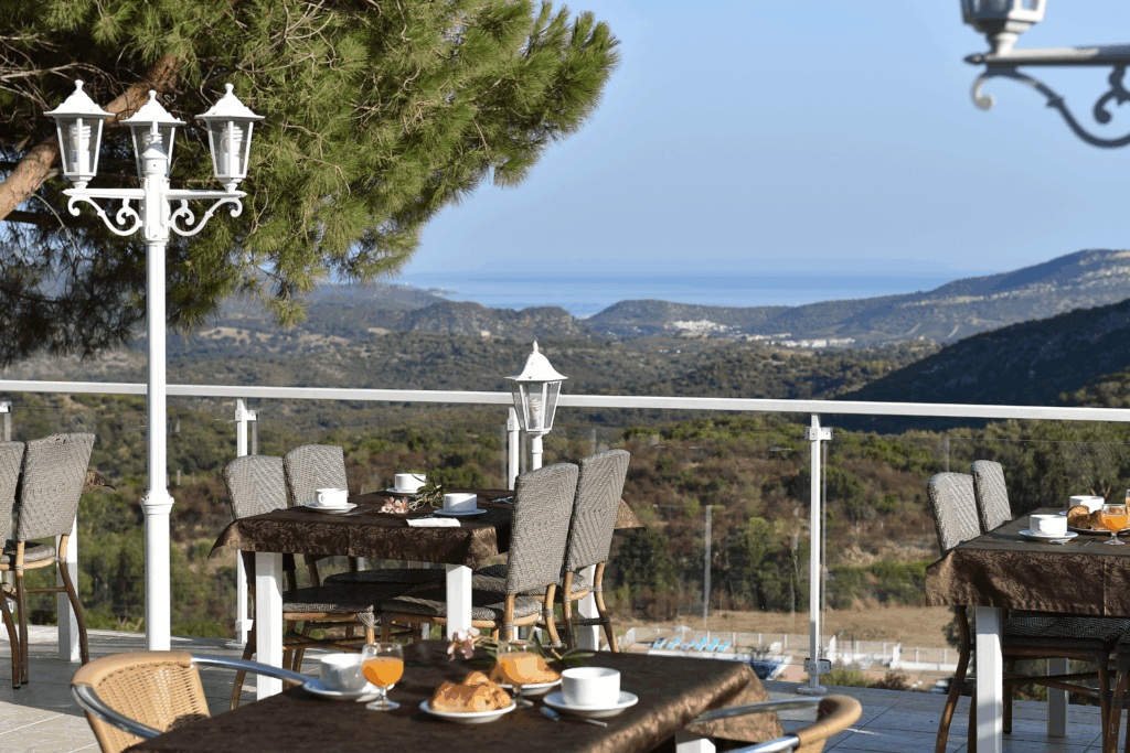 Hôtel & Résidence U Nebbiu – Restaurant U Miravalle