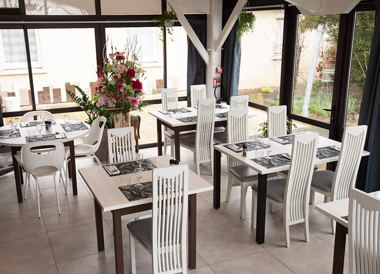 Les Eleïs Hôtel-Restaurant