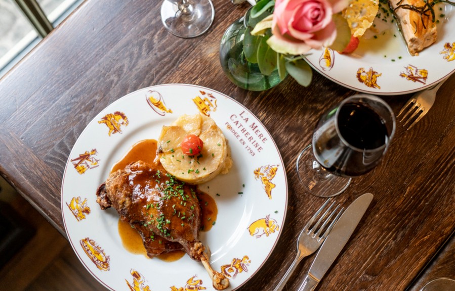 plat de la carte du restaurant la Mere Catherine à Paris
