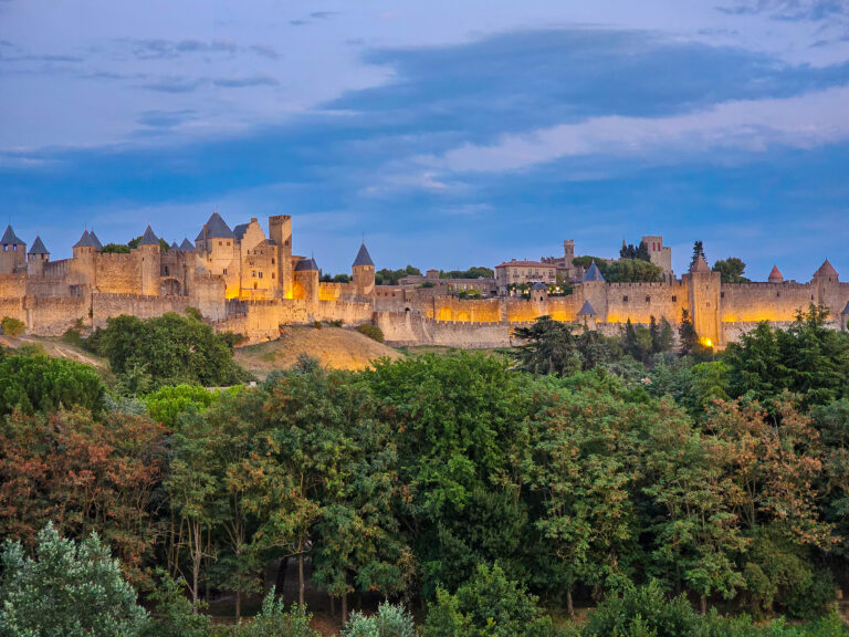 Cité médiévale de Carcassonne pour organiser un repas de groupe en Occitanie